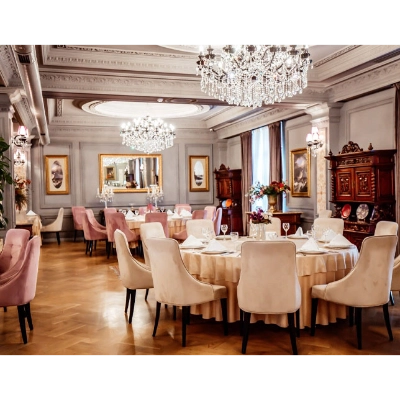 How Restaurant Consulting Helps You Grow Profits and Reduce Risks